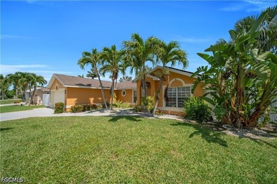 Welcome to this beautifully maintained 4-bedroom, 2-bathroom - photo 7