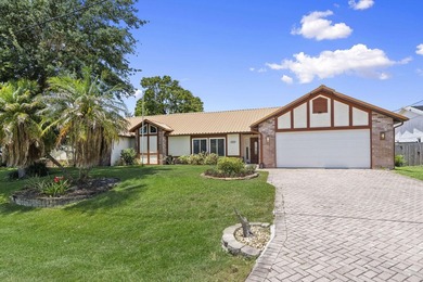 St. Lucie River Home For Sale in Port Saint Lucie Florida