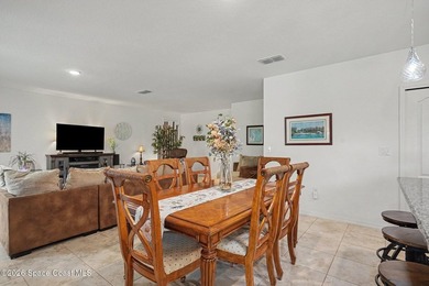 Beautifully maintained 2020-built home loaded with upgrades! - photo 12