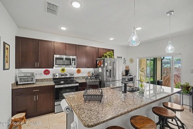 Beautifully maintained 2020-built home loaded with upgrades! - photo 16