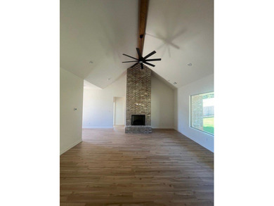 Price Reduced on this beautiful, newly constructed, ranch style - photo 7