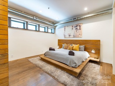 Your dream Pied-a-terre awaits. Turn-key income producing top