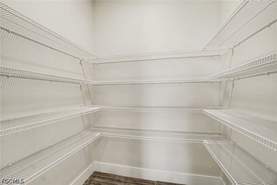 Welcome to this beautifully curated Flatwood single-family home - photo 9