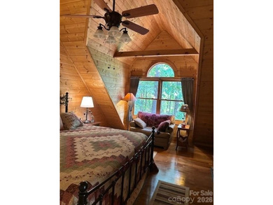 Beautiful Mountain Log Home on 2.5 acres with lake views. Hidden - photo 30