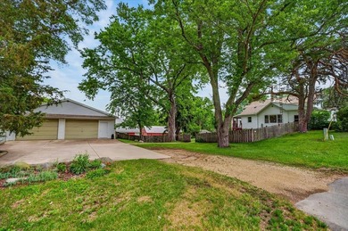 Classic Wisconsin farmhouse & outbuildings on 33+ acres in - photo 10