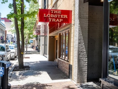 Your dream Pied-a-terre awaits. Turn-key income producing top