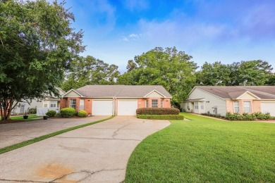 (private lake, pond, creek) Townhome/Townhouse For Sale in Thomasville Georgia