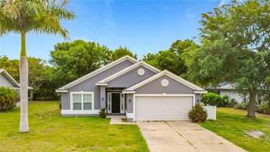 Charming and well-maintained starter home located in the - photo 1