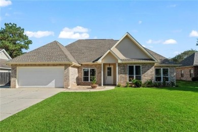 Lake Home For Sale in Covington, Louisiana