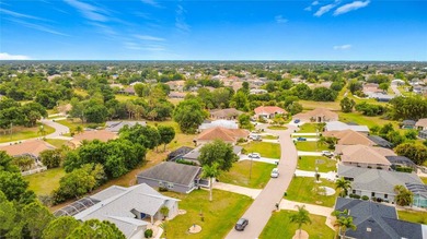 Charming and well-maintained starter home located in the - photo 4