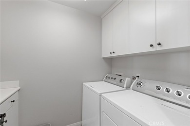 VIEWS-VIEWS-VIEWS!! Located on a quiet cul-de-sac directly on - photo 5