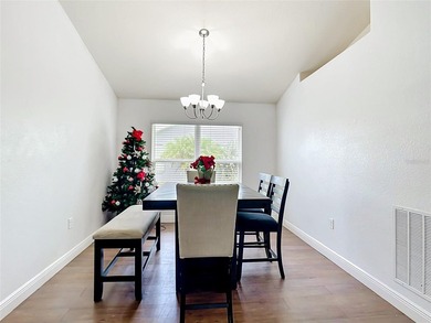 Charming and well-maintained starter home located in the - photo 10
