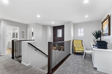 VIEWS-VIEWS-VIEWS!! Located on a quiet cul-de-sac directly on - photo 10