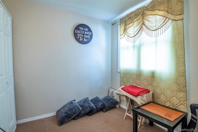 Welcome to this bright and beautiful residential gem in the - photo 11