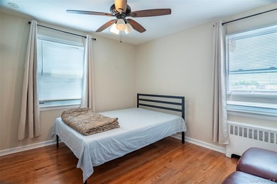 Welcome to this bright and beautiful residential gem in the - photo 12