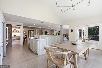 Welcome to your own private Lake Lanier retreat, where - photo 14