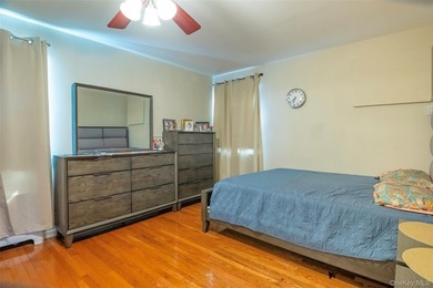 Welcome to this bright and beautiful residential gem in the - photo 14