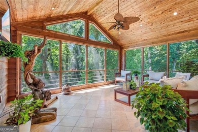 Welcome to your own private Lake Lanier retreat, where - photo 16