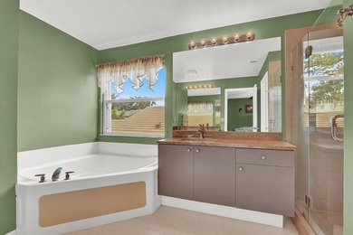 Beautifully maintained 5-bedroom, 3-bathroom home with a 3-car - photo 19