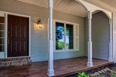 LOCATION, LOCATION, LOCATION! Custom single-level home in the - photo 3