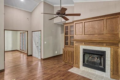 LOCATION, LOCATION, LOCATION! Custom single-level home in the - photo 8