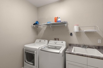 Come check out this custom-built Randy Wise home featuring a - photo 30