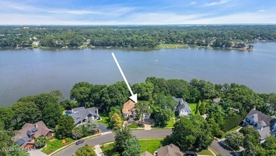 (private lake, pond, coastal) Home Sale Pending in Brick New Jersey