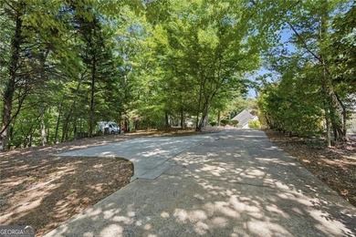 Welcome to your own private Lake Lanier retreat, where - photo 44