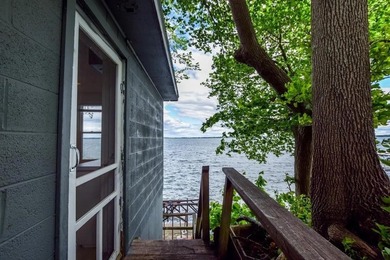 Perfectly positioned on the south shore of Lake Kegonsa, this - photo 4