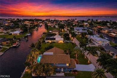 Room for the entire family! Direct Gulf access pool home - photo 2