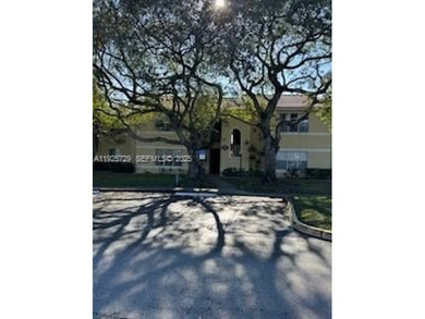 Lake Condo For Sale in Sunrise, Florida