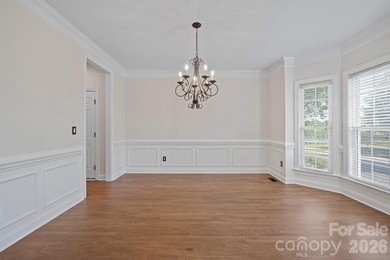 FANTASTIC home in MacAuley loaded with upgrades!!! Brand new - photo 12