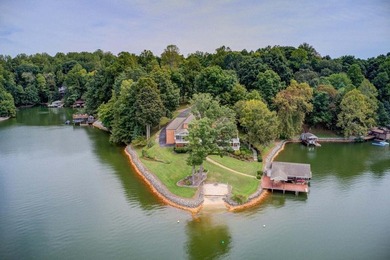 Smith Mountain Lake Home For Sale in Moneta Virginia