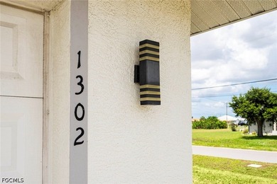 This well-maintained duplex presents a rare opportunity for - photo 4
