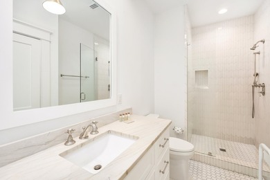 Ample entertaining space and coastal casual elegance combine in - photo 23