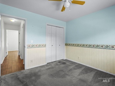 Nestled at the base of Emmett's desirable southeast hills, this - photo 24