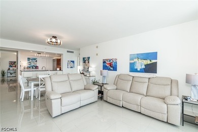It's truly paradise at the luxurious Oasis Tower One, located - photo 10