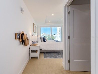 Built in 2020 and over 3000 sq ft this unit is  designed to live - photo 45