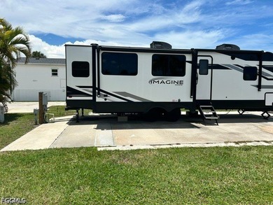 Create your perfect Florida getaway on this vacant lot in a - photo 3