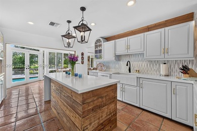 Originally designed with remarkable architectural character - photo 14
