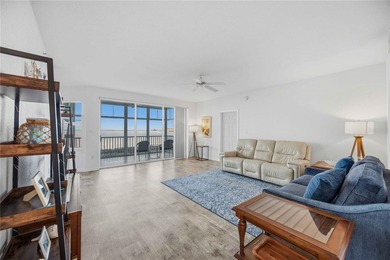 Beautiful 3-bedroom, 2-bath condominium located in the highly - photo 17