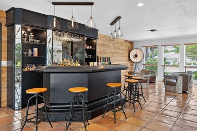 Originally designed with remarkable architectural character - photo 18