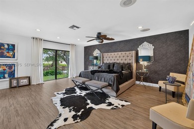 Originally designed with remarkable architectural character - photo 21