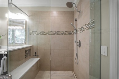 Have you been looking everywhere for a gorgeous home with the - photo 30
