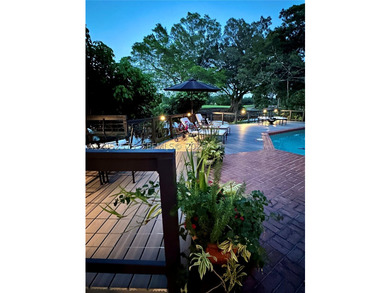 Originally designed with remarkable architectural character - photo 46
