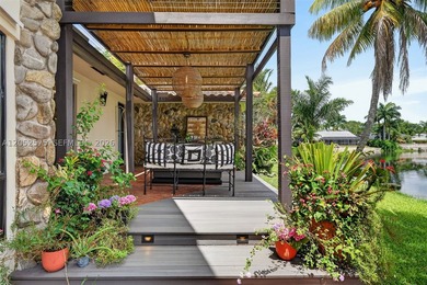 Originally designed with remarkable architectural character - photo 47