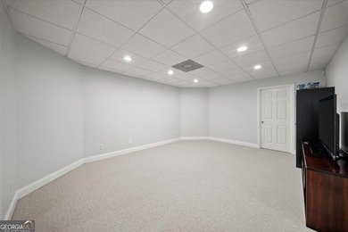 Have you been looking everywhere for a gorgeous home with the - photo 50
