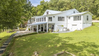 Waterfront ?? Water View ?? Water Access ?? This incredible - photo 6