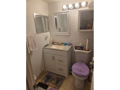 Beautifully updated first-floor 1-bedroom, 1.5-bath condo - photo 10