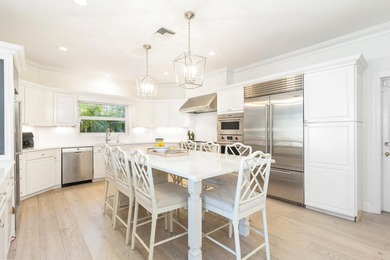 This stunning waterfront property in Lake Worth offers the - photo 16